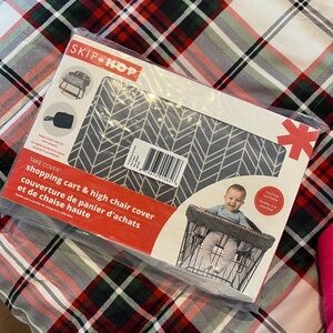 Skip Hop Gray and White Shopping Cart Cover